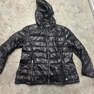 Andrew Marc women's black packable lightweight premium down hooded puffer  2Xl
